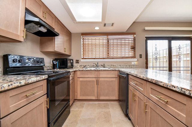 7336 Crownwest Street 7336, Houston, TX 77072