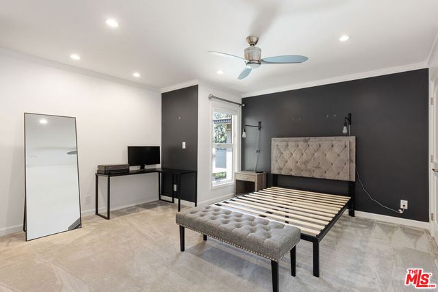 6708 Hillpark Drive 302, Los Angeles, CA 90068