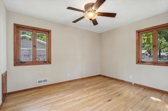 320 113th Avenue NE, Blaine, MN 55434