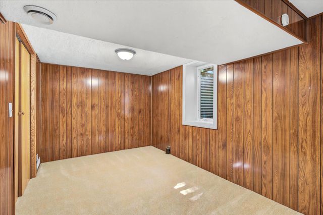 320 113th Avenue NE, Blaine, MN 55434