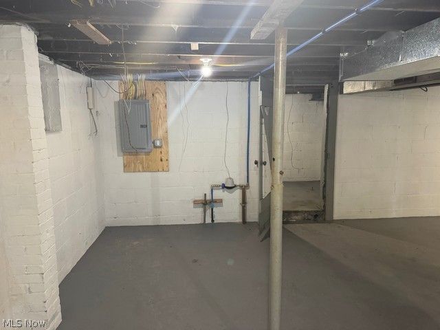 3622 Shirley Road, Youngstown, OH 44502