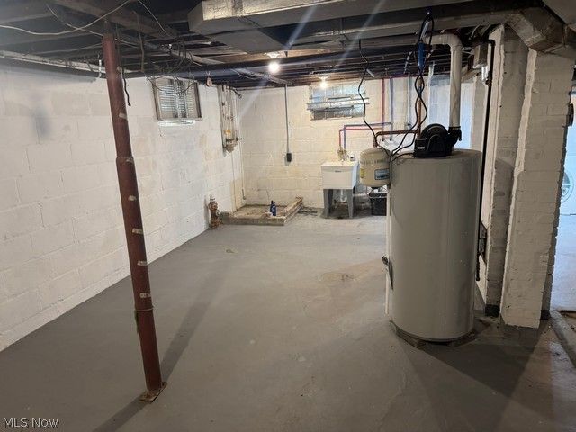 3622 Shirley Road, Youngstown, OH 44502