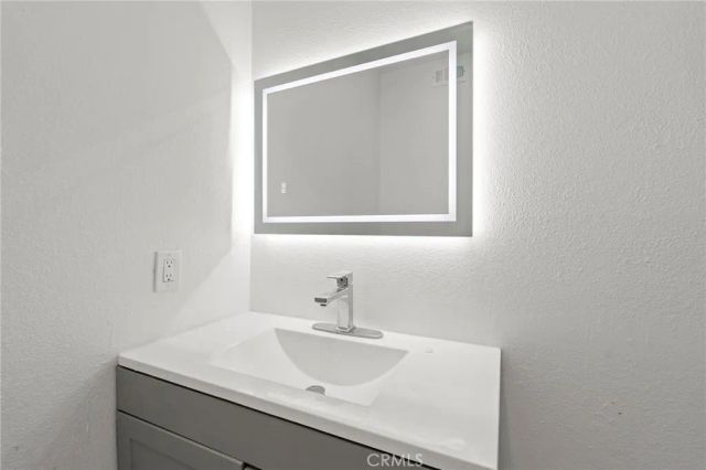 16511 Halsey, Granada Hills, CA 91344