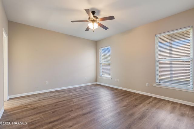 129 Gray Birch Loop, Youngsville, LA 70592