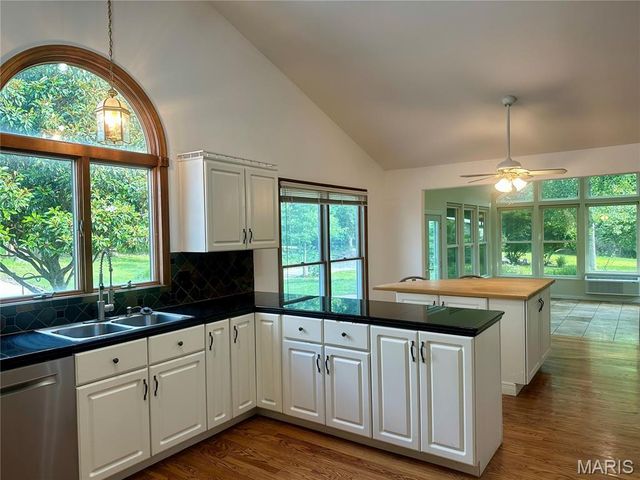 2941 Trapper Trail, Wentzville, MO 63385