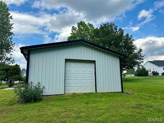 2941 Trapper Trail, Wentzville, MO 63385