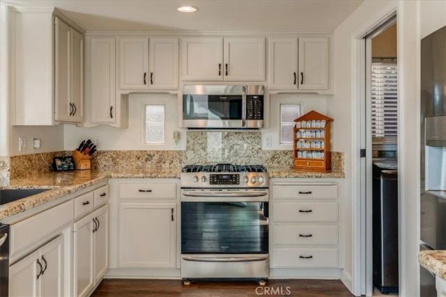 1095 Megan Court, Templeton, CA 93465