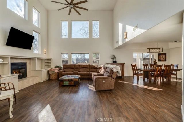 1095 Megan Court, Templeton, CA 93465