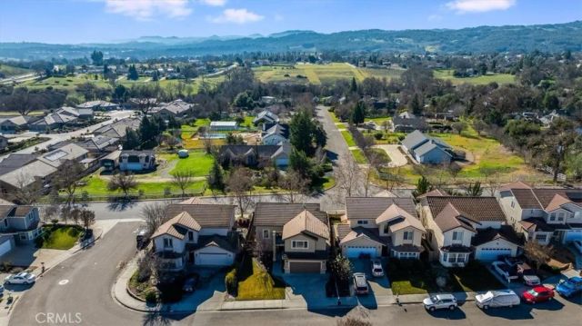 1095 Megan Court, Templeton, CA 93465