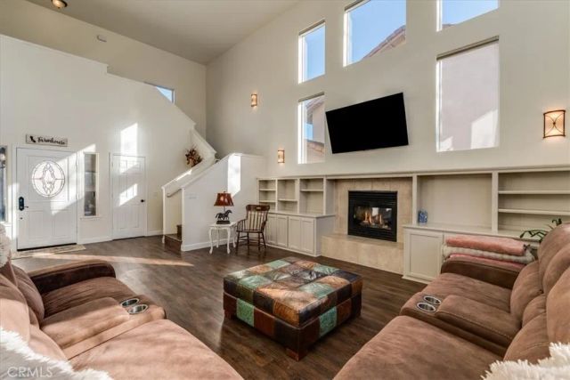 1095 Megan Court, Templeton, CA 93465