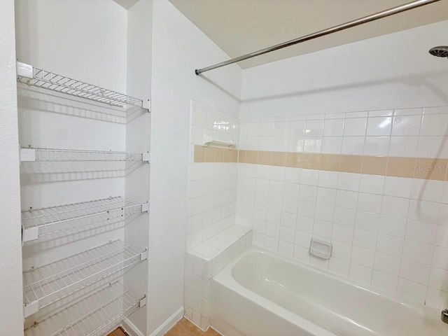 17112 CARRINGTON PARK DRIVE 932, Tampa, FL 33647