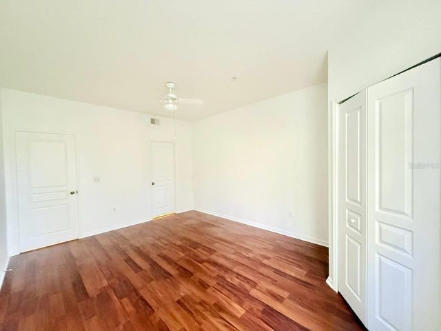 17112 CARRINGTON PARK DRIVE 932, Tampa, FL 33647
