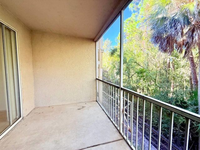 17112 CARRINGTON PARK DRIVE 932, Tampa, FL 33647