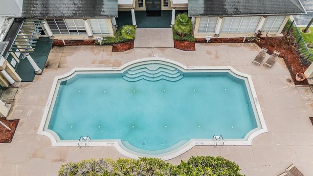 17112 CARRINGTON PARK DRIVE 932, Tampa, FL 33647