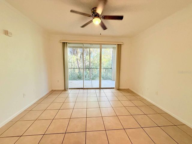 17112 CARRINGTON PARK DRIVE 932, Tampa, FL 33647