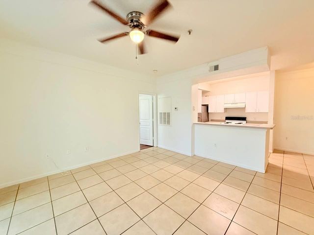 17112 CARRINGTON PARK DRIVE 932, Tampa, FL 33647
