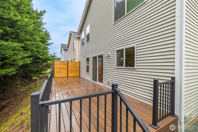 12821 SE 225th Court, Kent, WA 98038