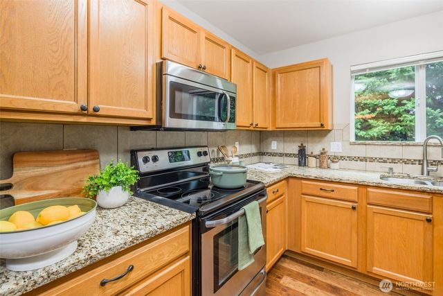 12821 SE 225th Court, Kent, WA 98038