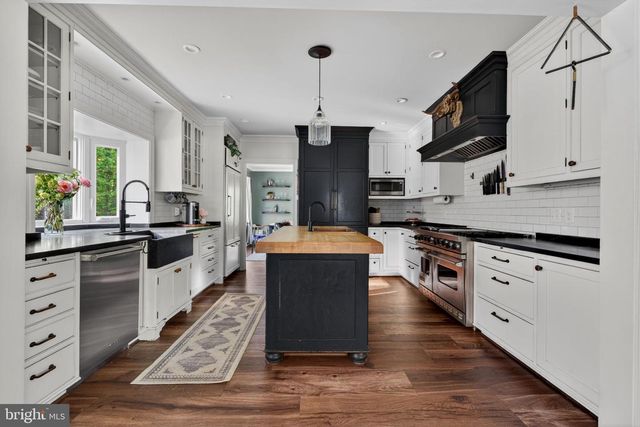 3204 MOUNTAIN RD, Haymarket, VA 20169