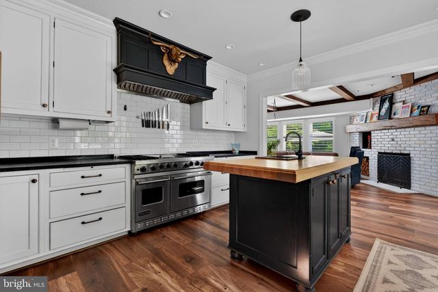 3204 MOUNTAIN RD, Haymarket, VA 20169
