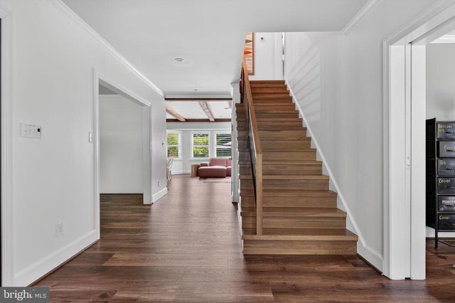 3204 MOUNTAIN RD, Haymarket, VA 20169
