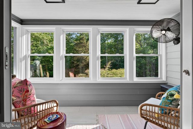 3204 MOUNTAIN RD, Haymarket, VA 20169