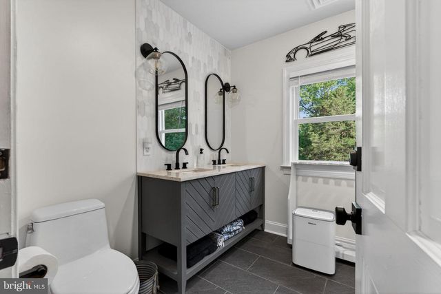 3204 MOUNTAIN RD, Haymarket, VA 20169
