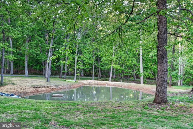 3204 MOUNTAIN RD, Haymarket, VA 20169