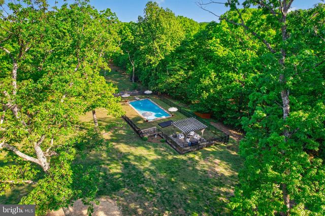 3204 MOUNTAIN RD, Haymarket, VA 20169