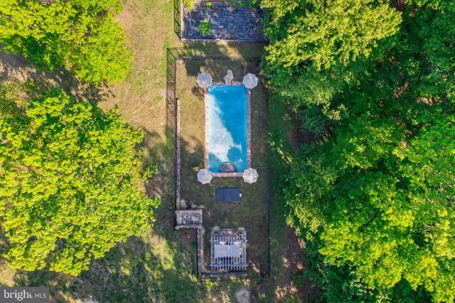 3204 MOUNTAIN RD, Haymarket, VA 20169