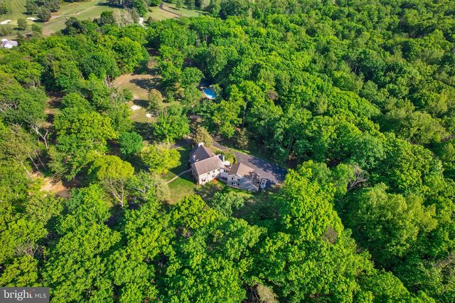 3204 MOUNTAIN RD, Haymarket, VA 20169