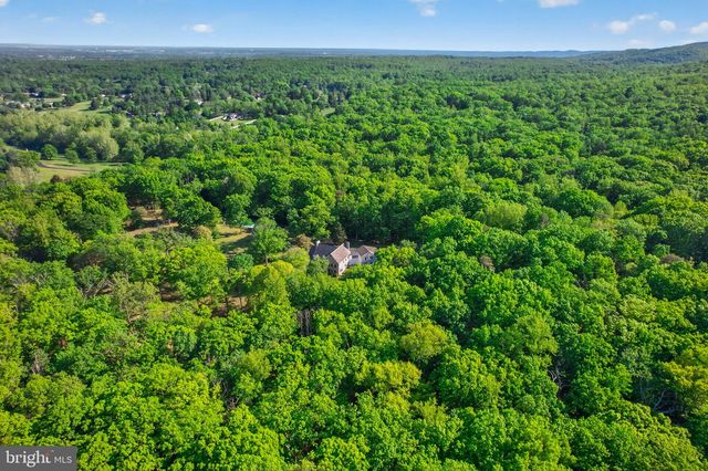 3204 MOUNTAIN RD, Haymarket, VA 20169