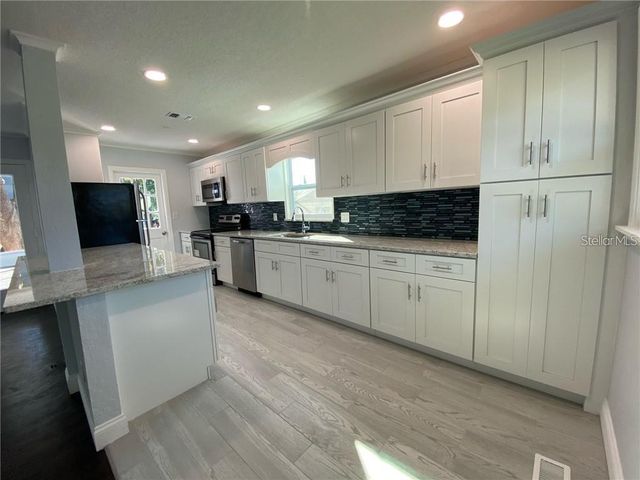 16 JEFF ROAD, Largo, FL 33774