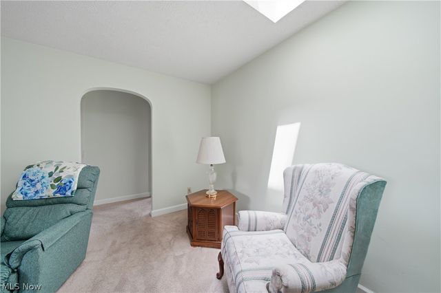 1459 Schneider Street NW, North Canton, OH 44720