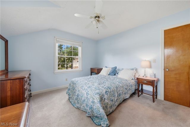 1459 Schneider Street NW, North Canton, OH 44720