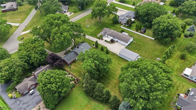 1459 Schneider Street NW, North Canton, OH 44720