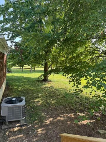 9729 Old Stable Court, Deerfield Twp., OH 45040