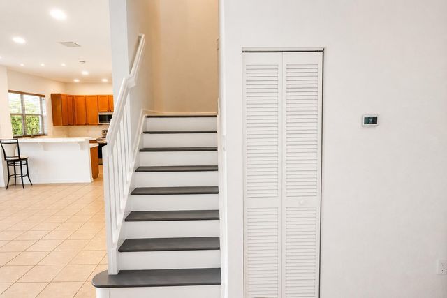 609 SW 167TH Way, Pembroke Pines, FL 33027