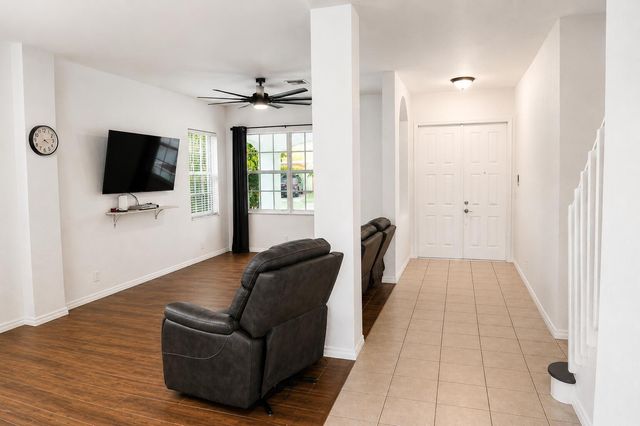 609 SW 167TH Way, Pembroke Pines, FL 33027