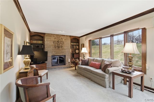 112 Southwest Way, Camillus, NY 13031