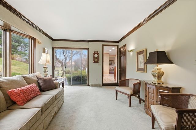 112 Southwest Way, Camillus, NY 13031