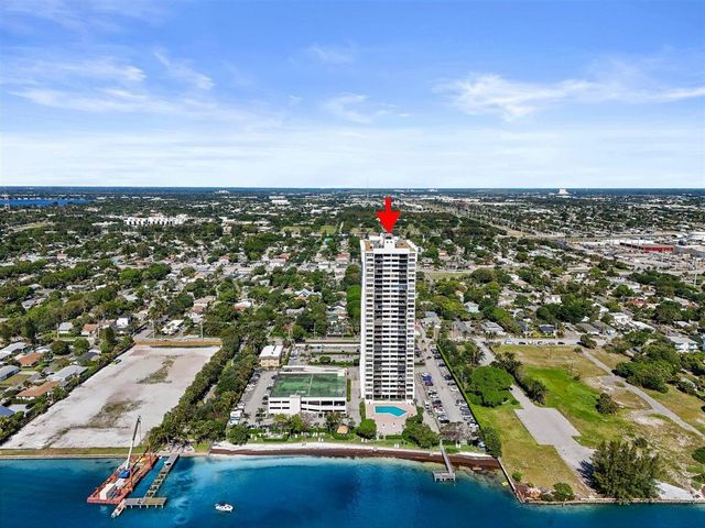 5600 N Flagler Drive 2304, West Palm Beach, FL 33407