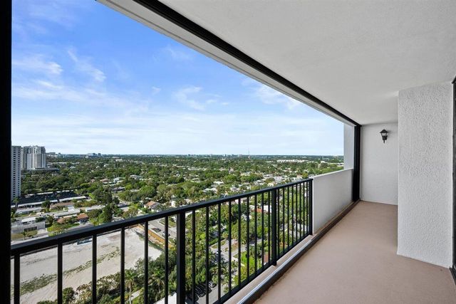 5600 N Flagler Drive 2304, West Palm Beach, FL 33407