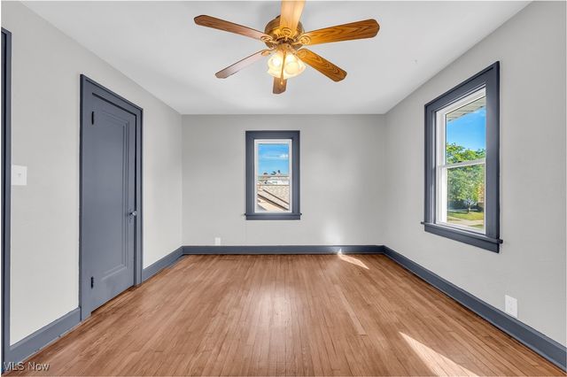 8302 Pinegrove Avenue, Parma, OH 44129