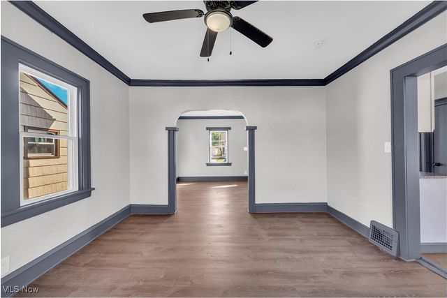 8302 Pinegrove Avenue, Parma, OH 44129