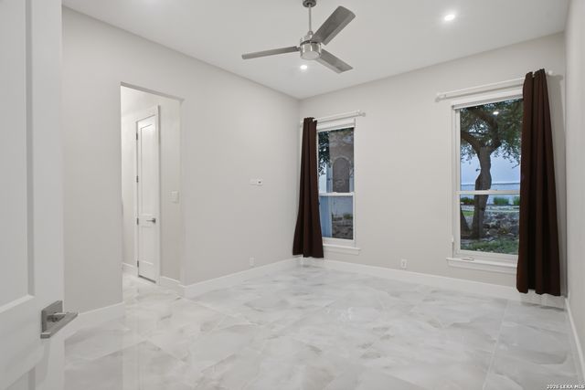 1942 Far Niente, San Antonio, TX 78258
