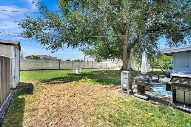 217 W 1425 N, Sunset, UT 84015