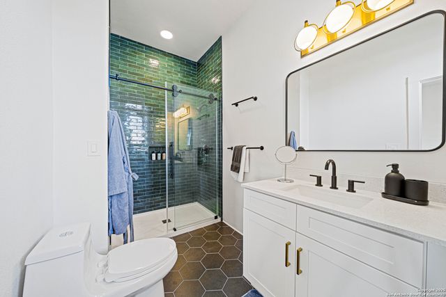 540 Adams, San Antonio, TX 78210