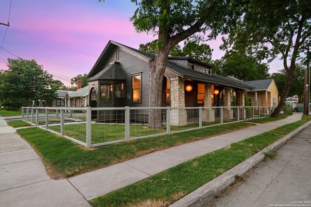 540 Adams, San Antonio, TX 78210