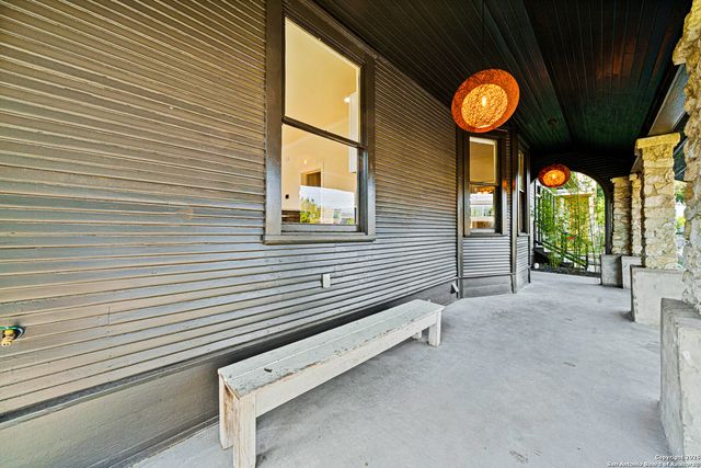 540 Adams, San Antonio, TX 78210